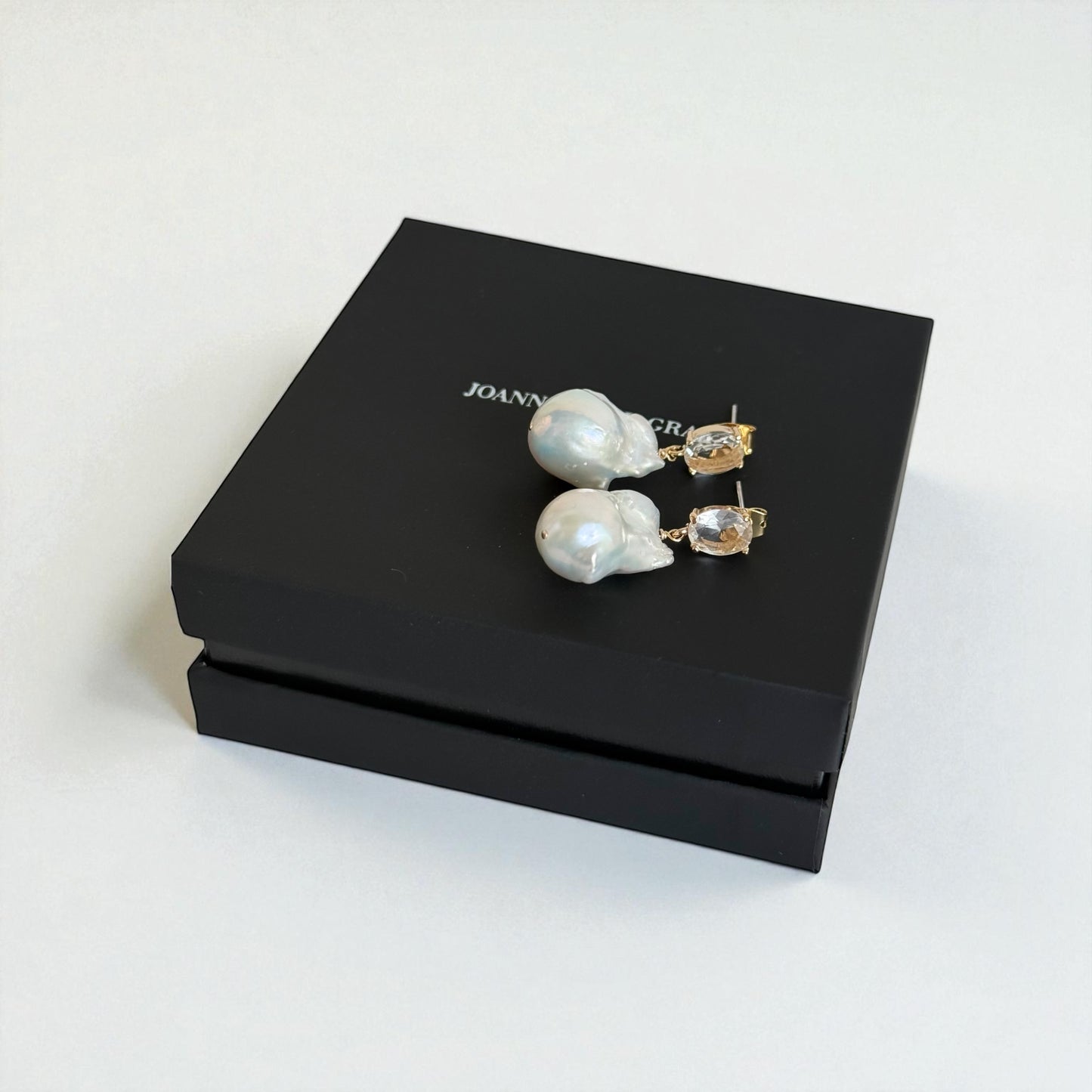 Francine Baroque Pearl & Gold Crystal Stud Earring