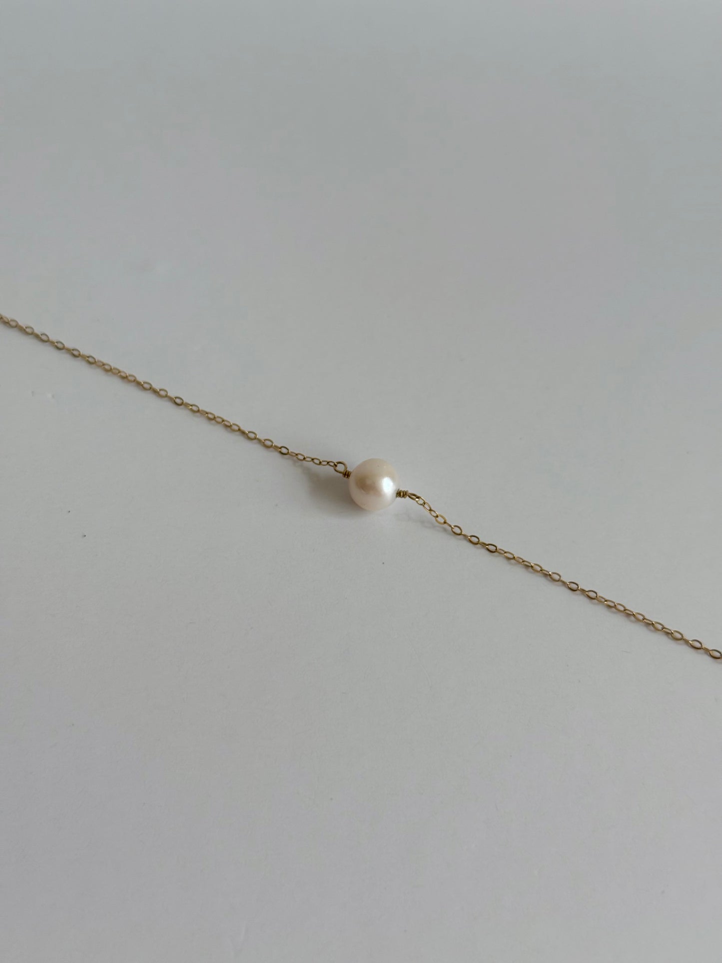 Ember Single Pearl Chain Bracelet
