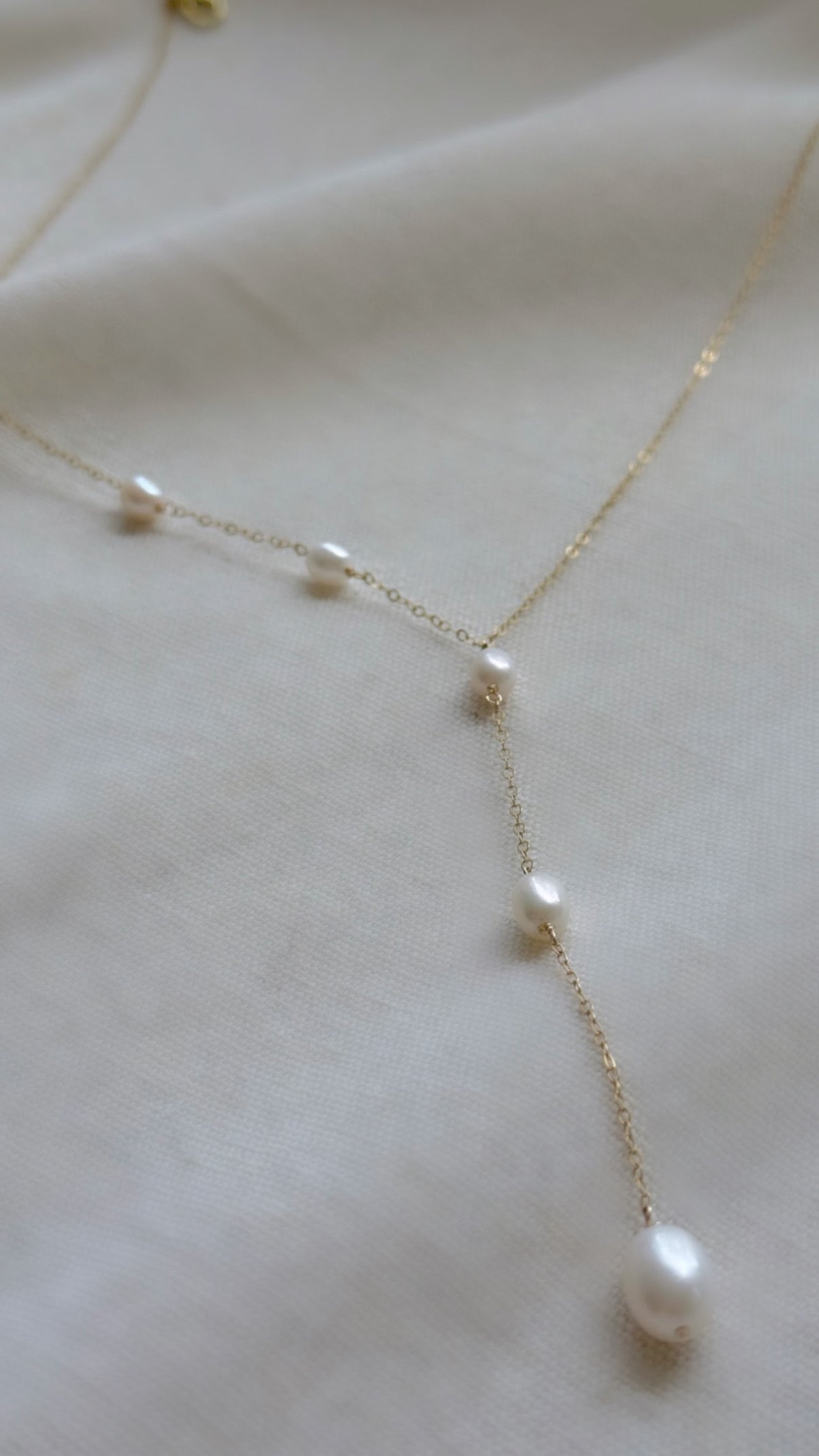 Alina Pearl Lariat Necklace