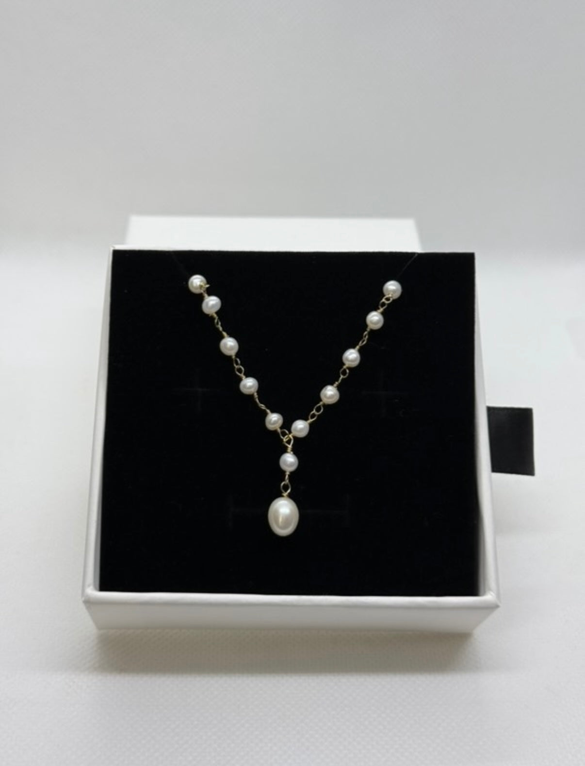 Cordelia Wire Wrapped Pearl pendant Necklace