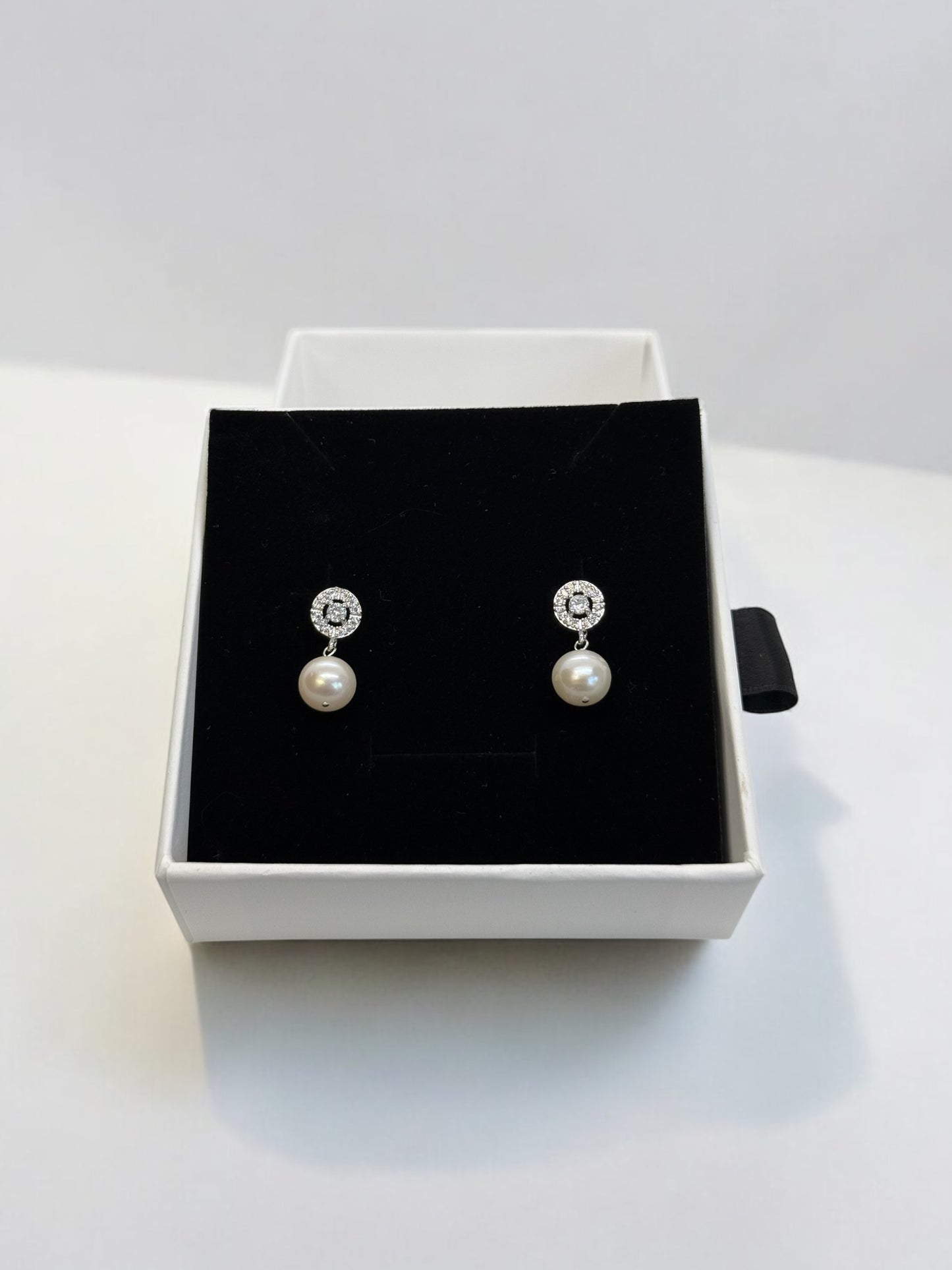 Willow Cubic Zirconia Pearl Earrings