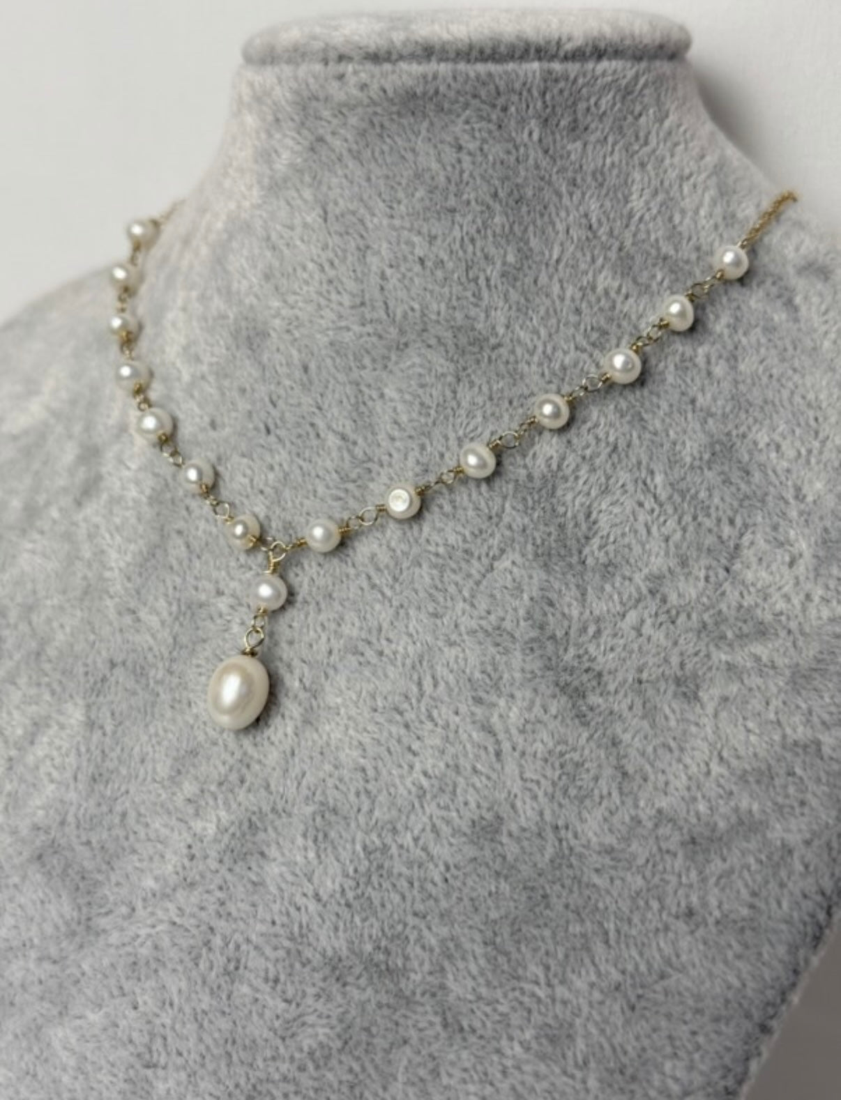 Cordelia Wire Wrapped Pearl pendant Necklace