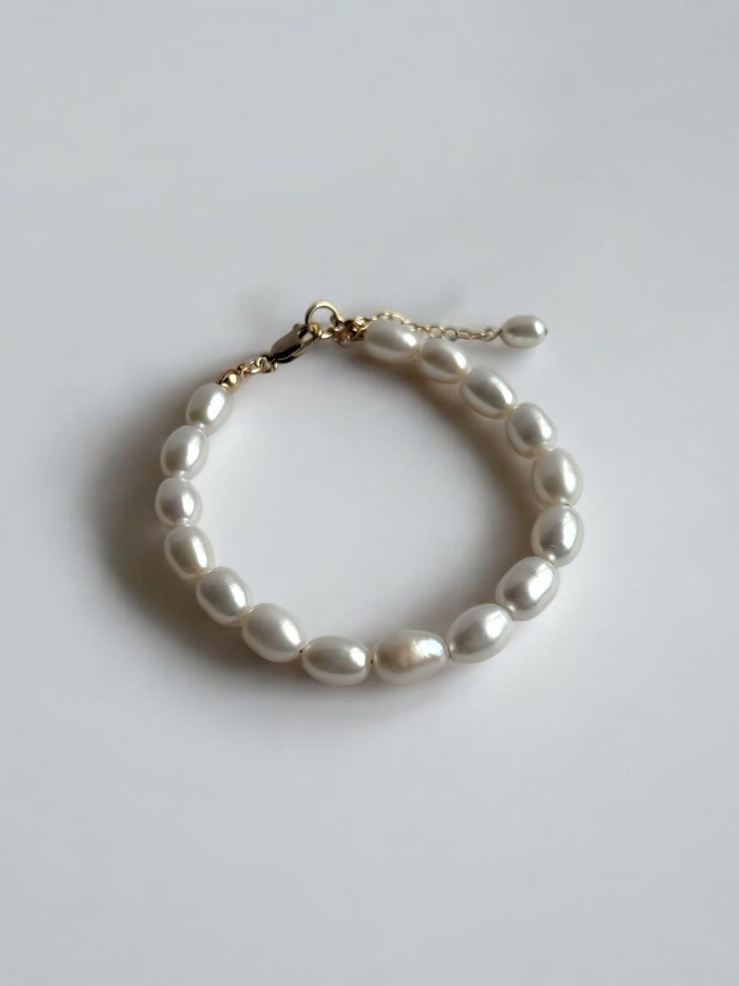 Alayna Large Teardrop Pearl Bracelet