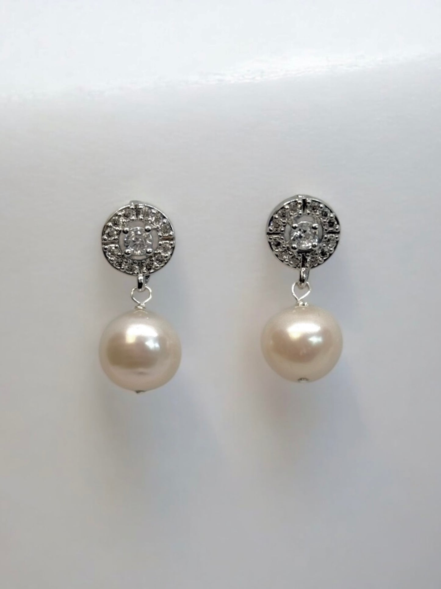 Willow Cubic Zirconia Pearl Earrings
