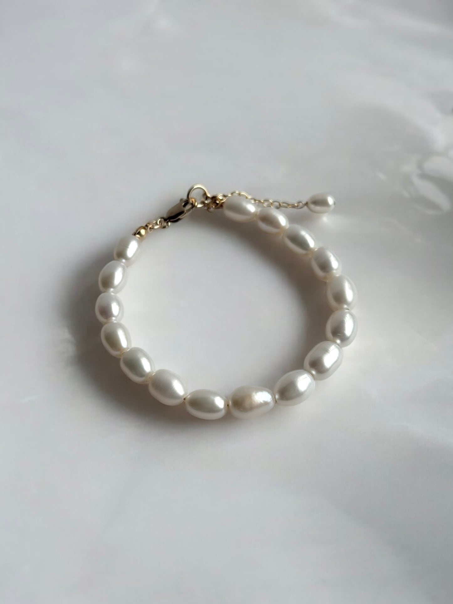 Alayna Large Teardrop Pearl Bracelet