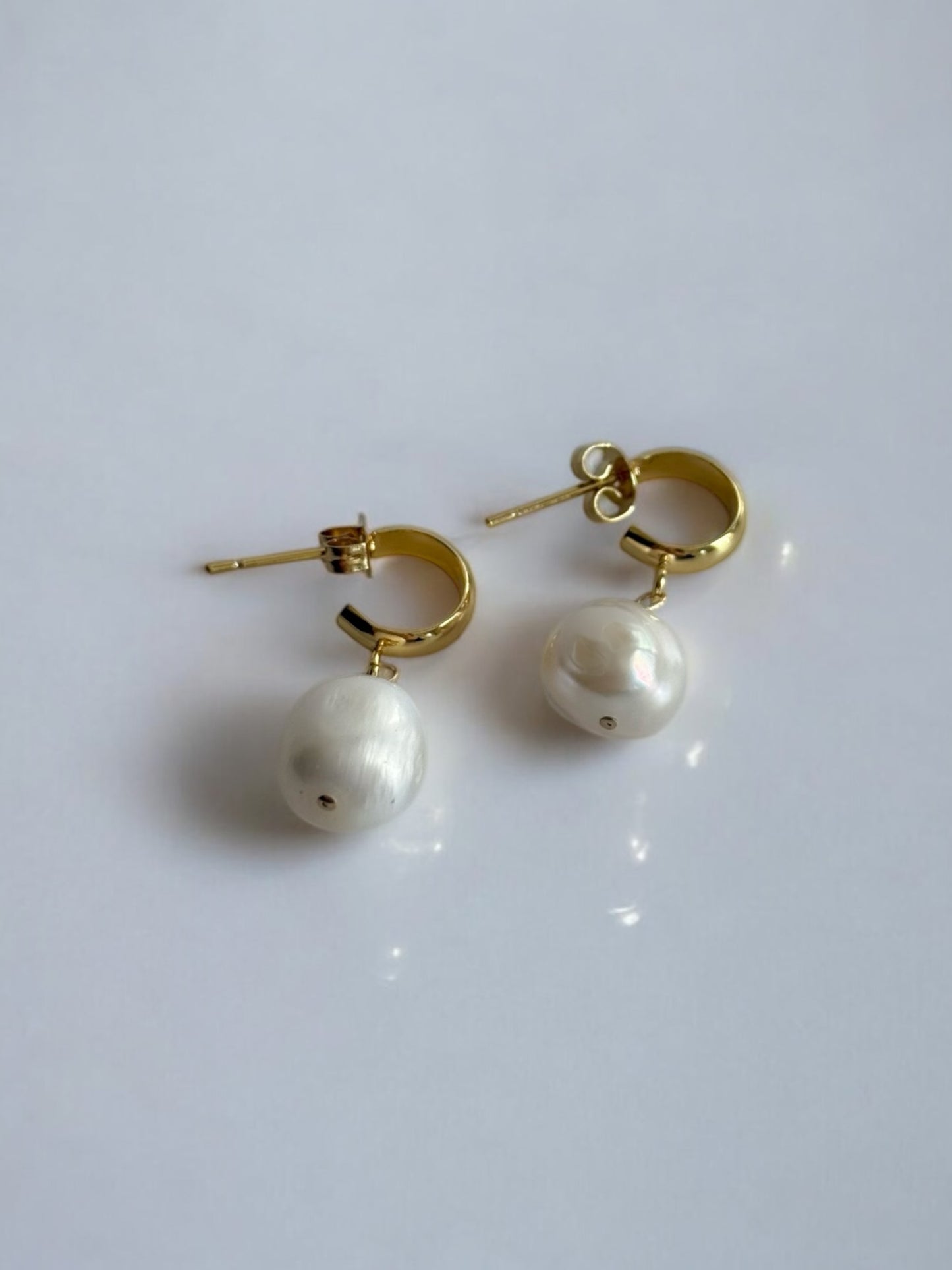 Nova Baroque Pearl Hoops