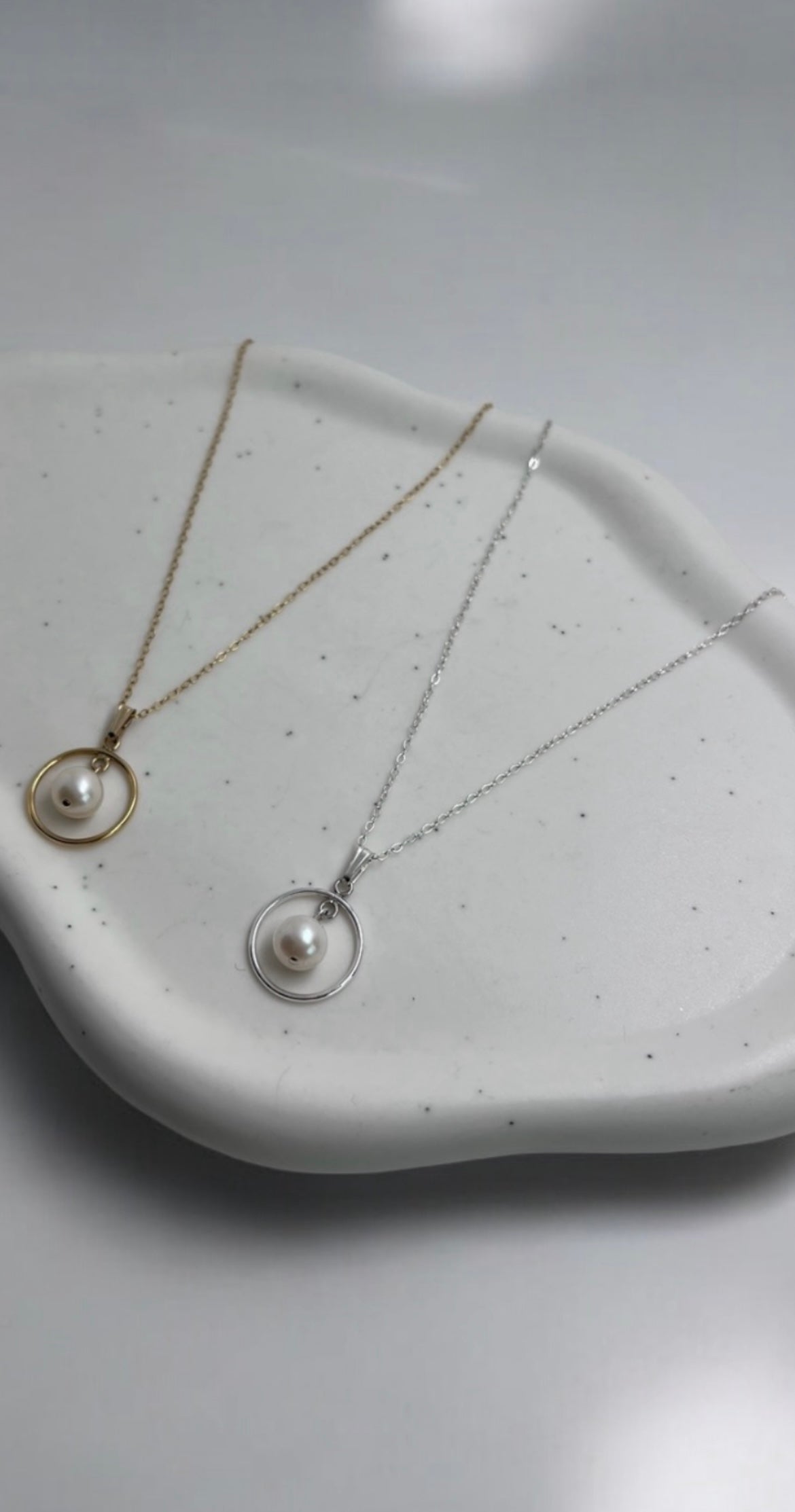 Isabella Circle Pearl Pendant Necklace