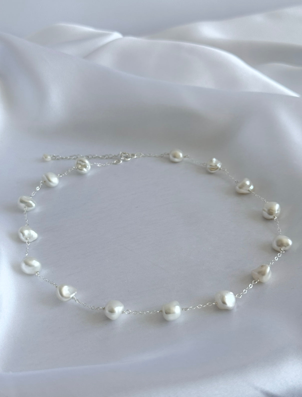Isabella Keshi Pearl And Chain Choker