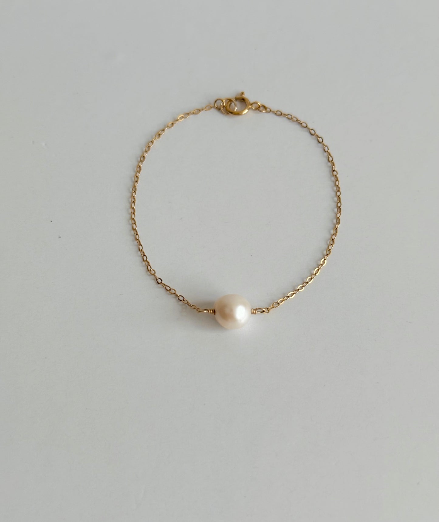 Ember Single Pearl Chain Bracelet