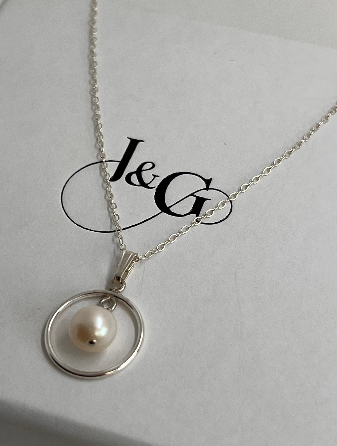 Isabella Circle Pearl Pendant Necklace