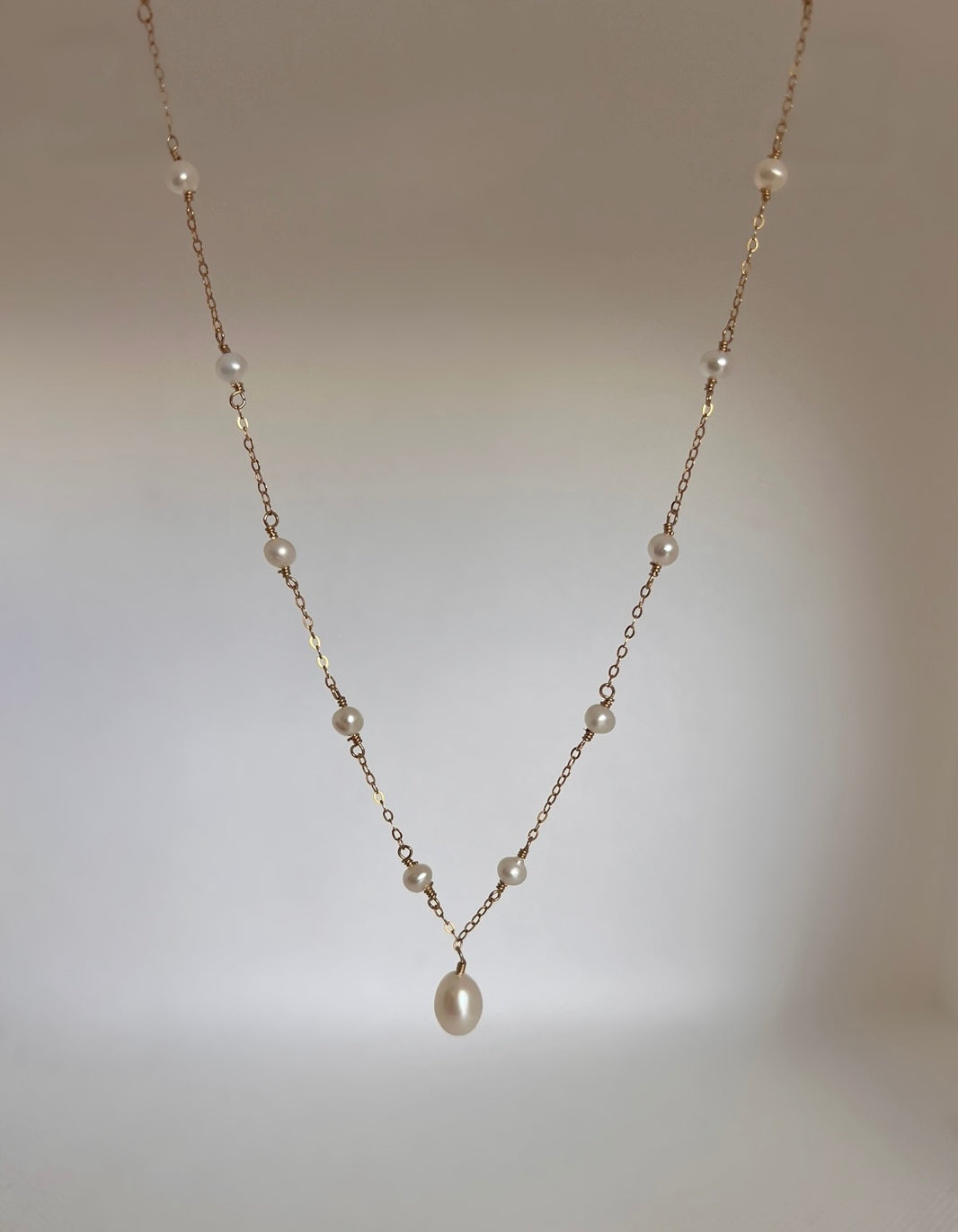 Aria Freshwater Wire Wrapped Pearl Earring & Necklace Pendant Set