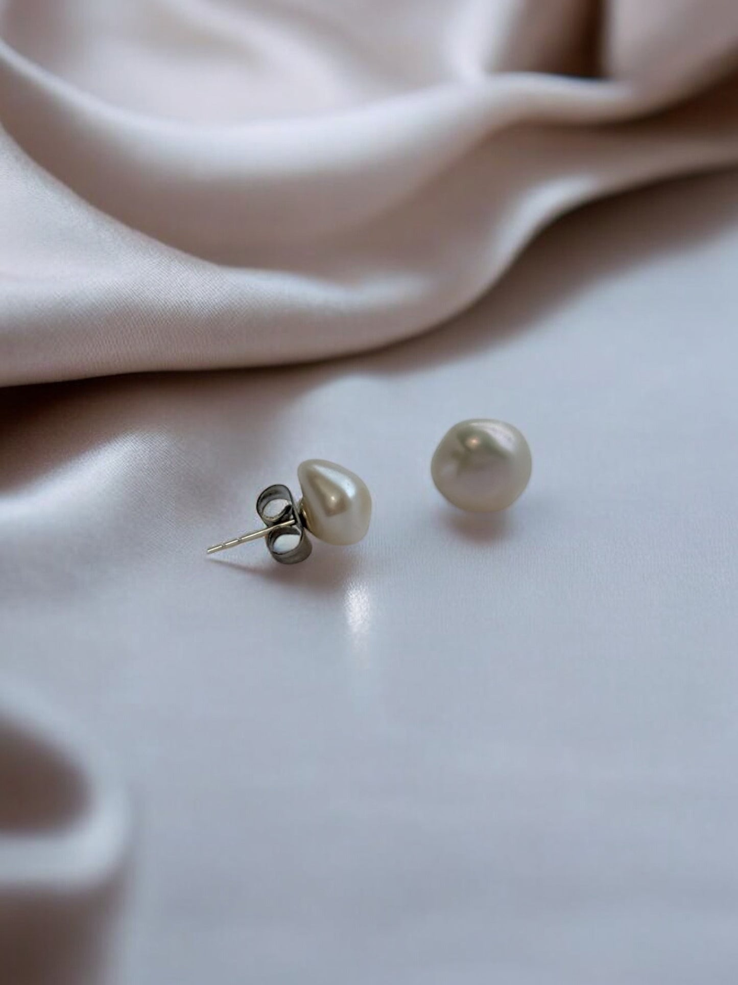 Isabella Keshi Pearl Studs