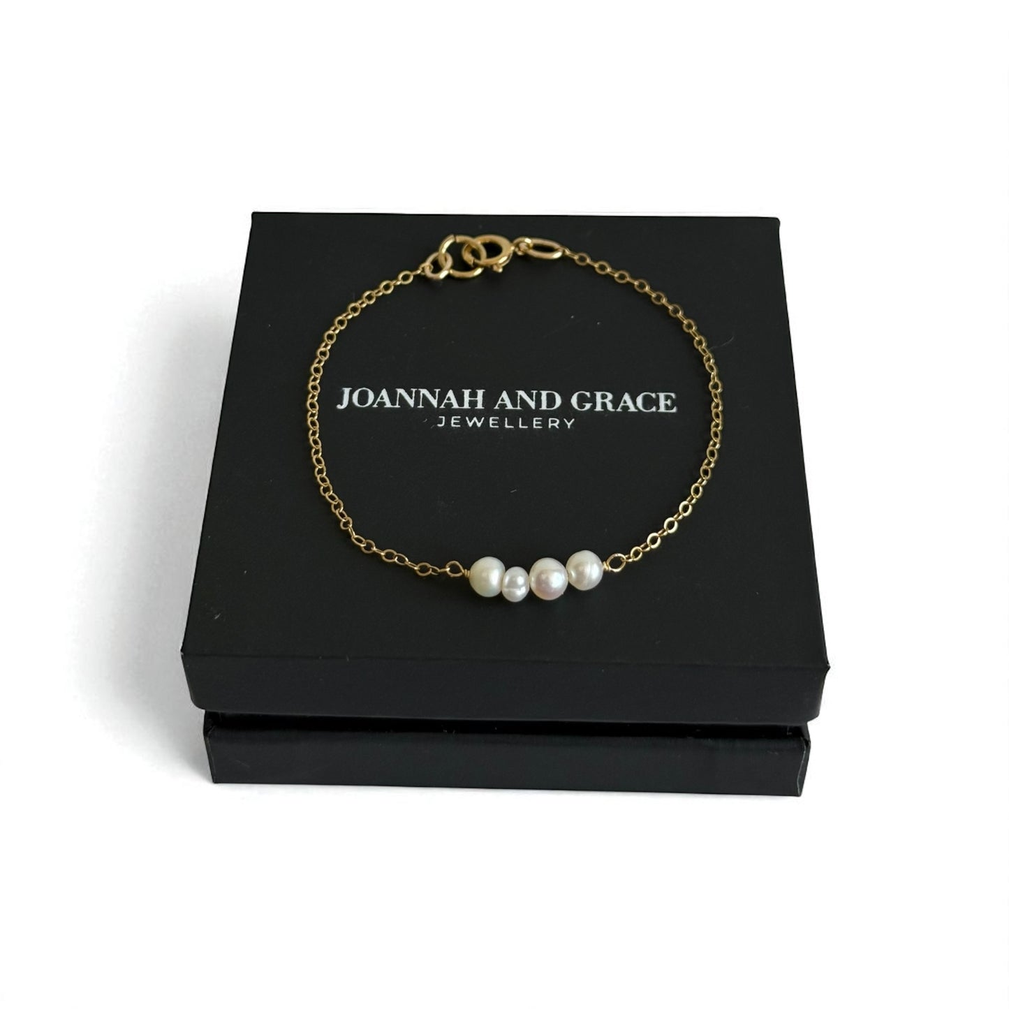 Eleri Pearl Bat Layering Bracelet