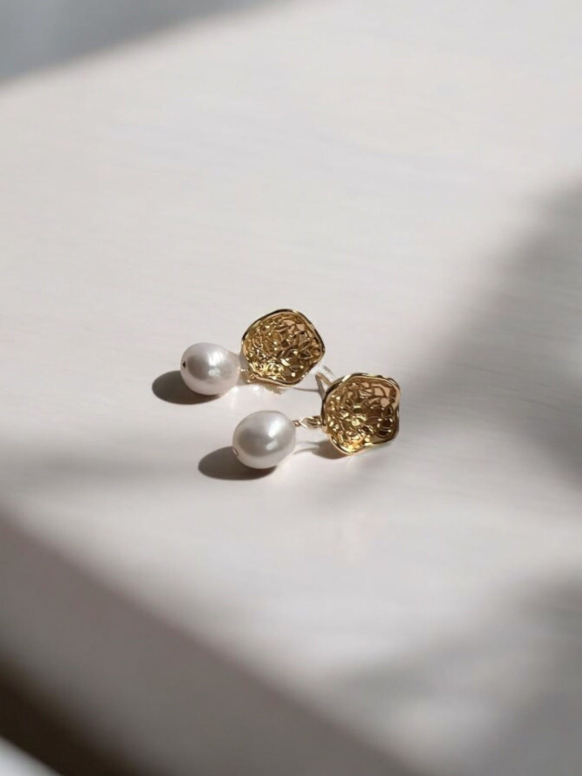 Gia Textured Stud Pearl Earrings