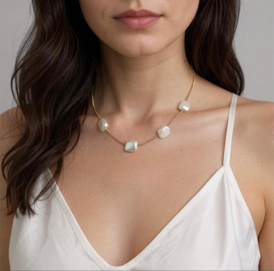 Darcy Keshi Pearl Choker
