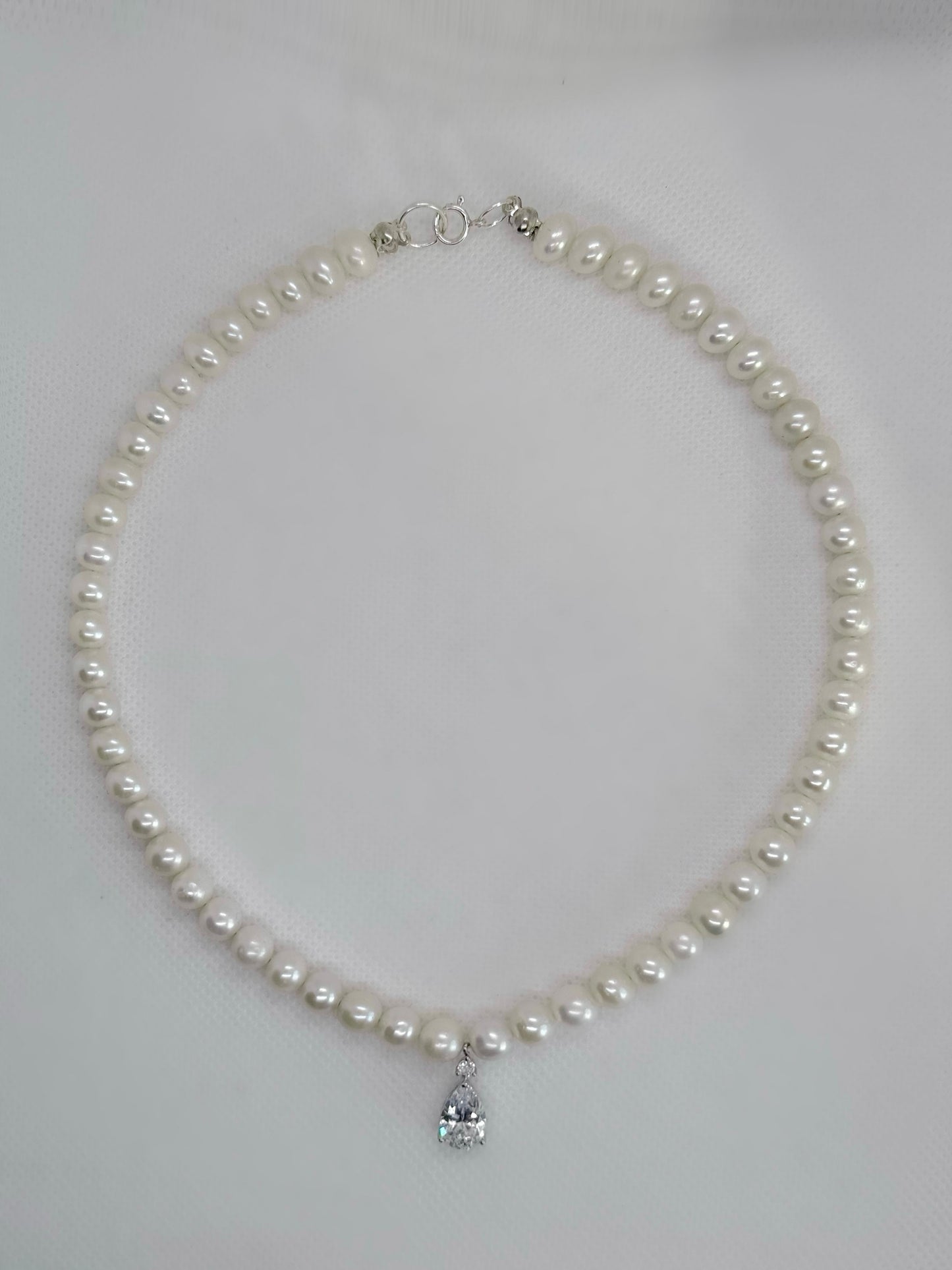 Valentina Pearl Choker With Cubic Zirconia Pendant