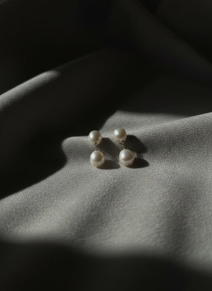 Cora Baroque Pearl Earrings