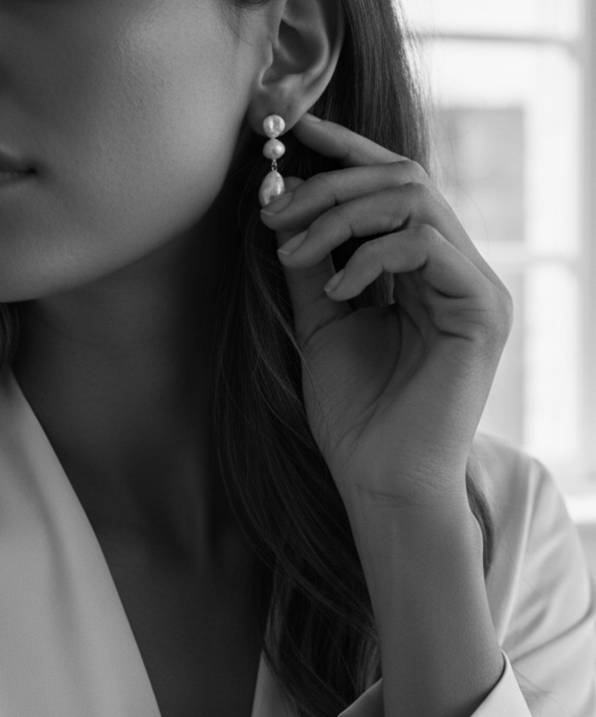 Isabella Triple Pearl Detachable Earrings