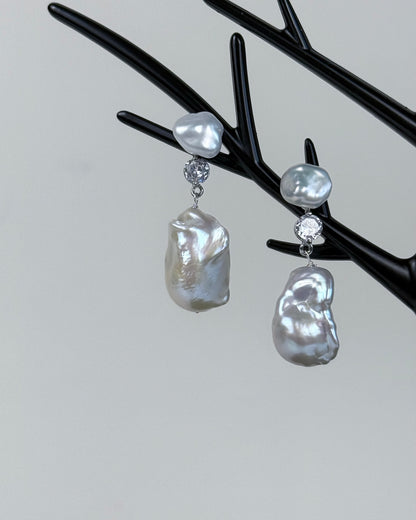Solenne Baroque Pearl & Cubic Zirconia Detachable Earrings