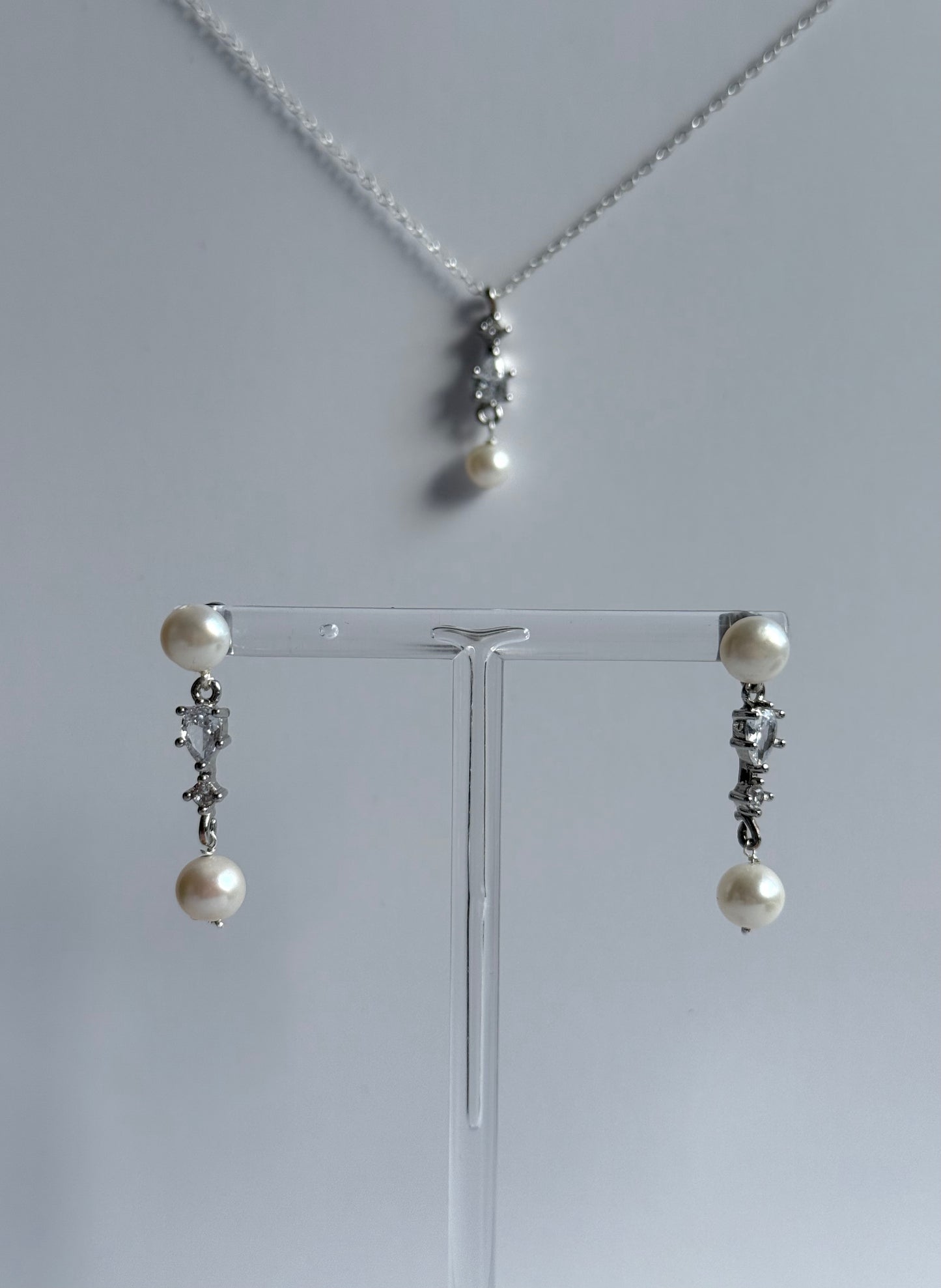 Clara Cubic zirconia Pearl Set