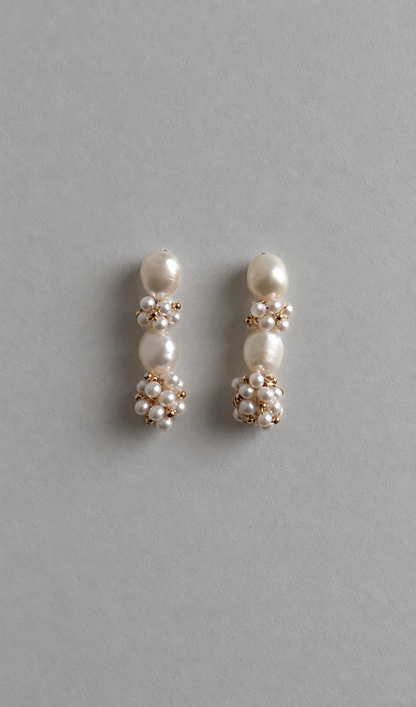 Isadora Freshwater Pearl Cluster Earrings
