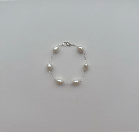 Kayla Teardrop Freshwater Pearl and Chain Bracelet