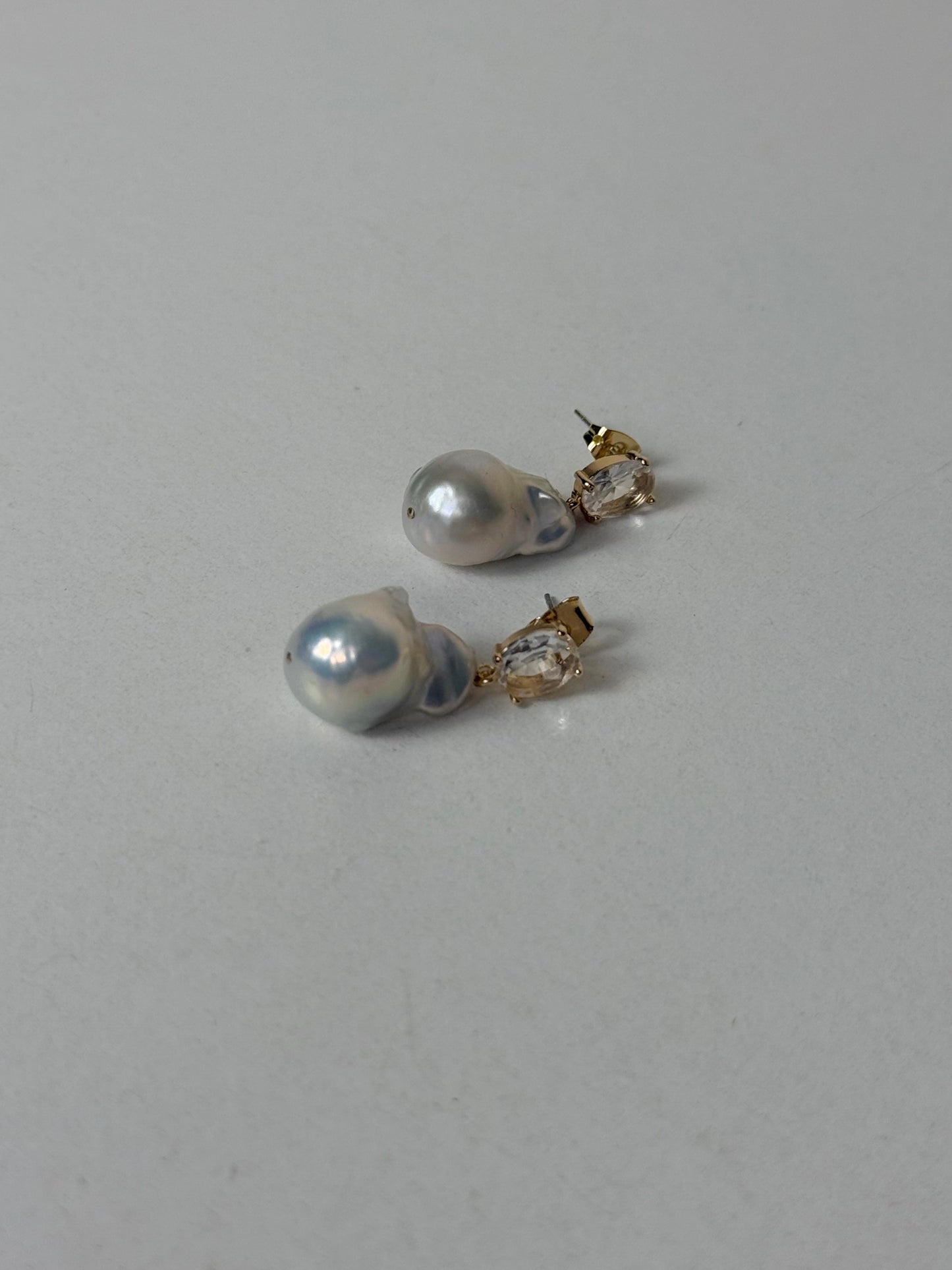 Francine Baroque Pearl & Gold Crystal Stud Earring