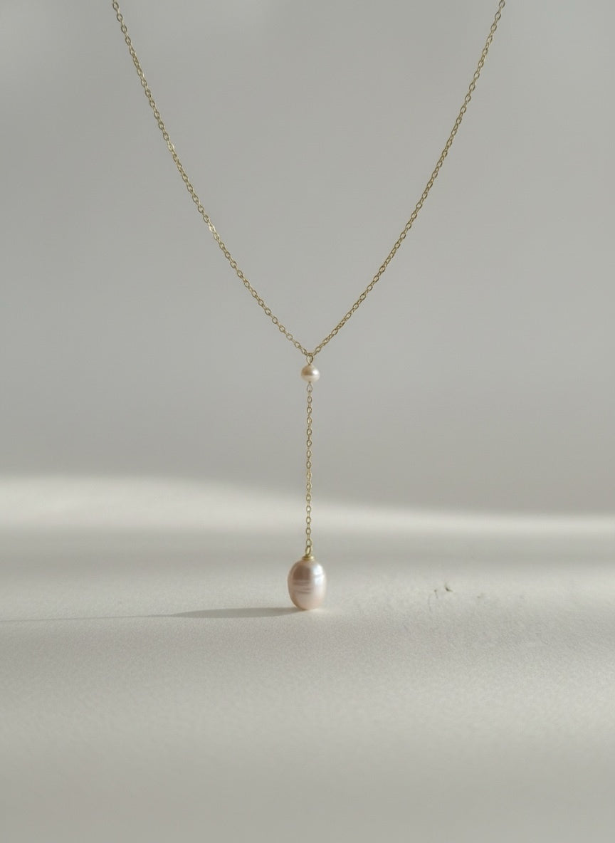 Amara Baroque Lariat Necklace
