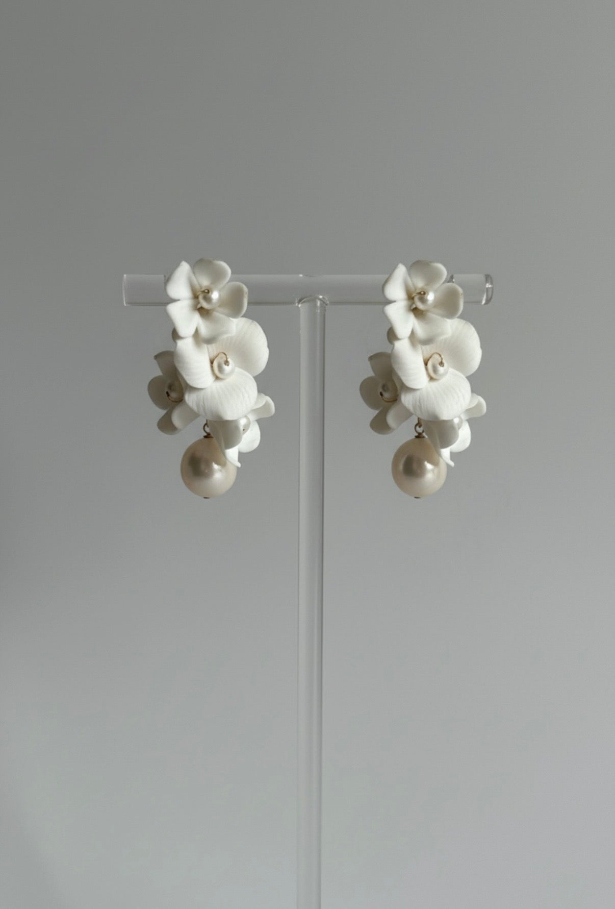 Èlise Floral And Pearl Hook Earrings