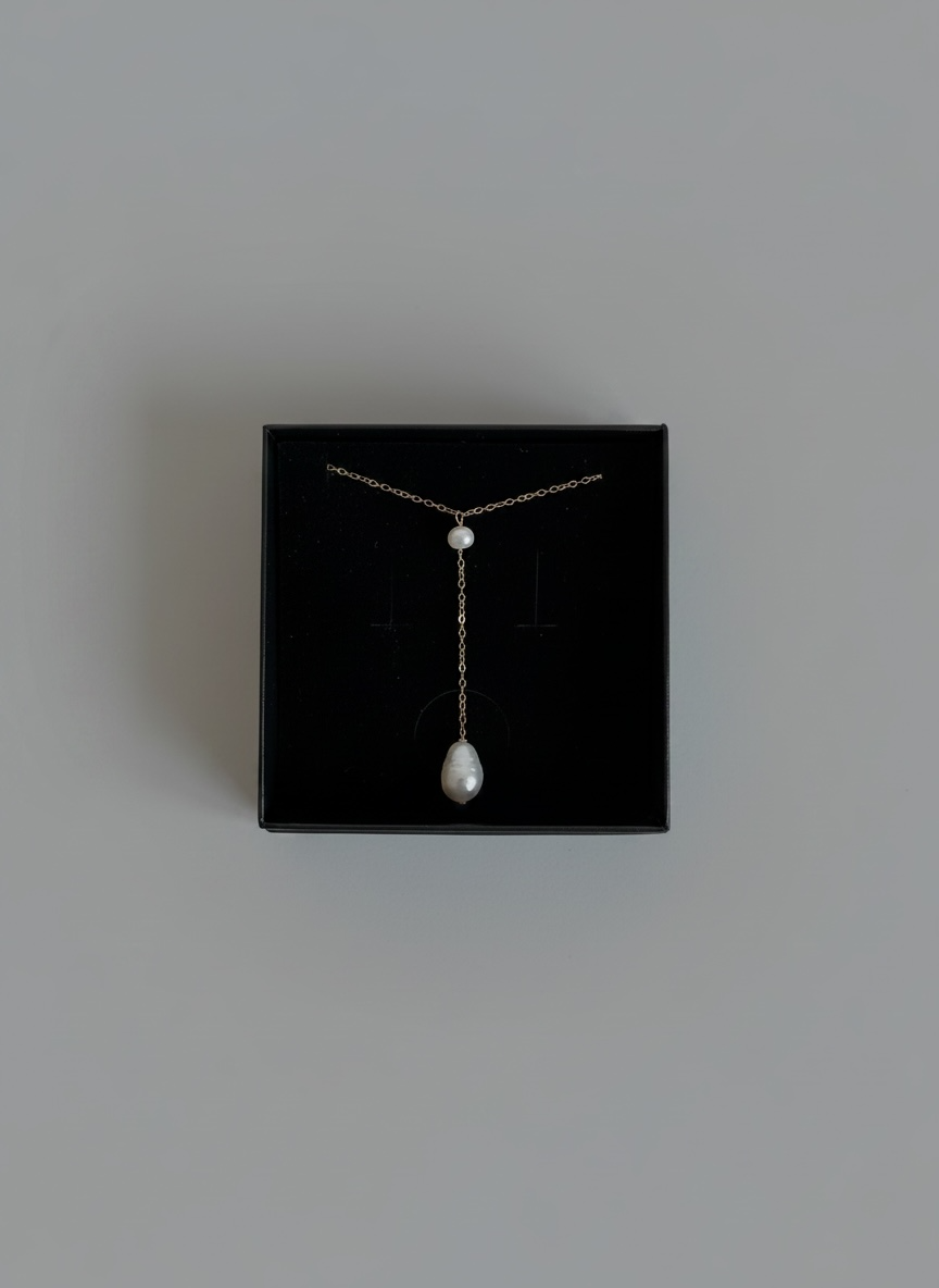 Amara Baroque Lariat Necklace