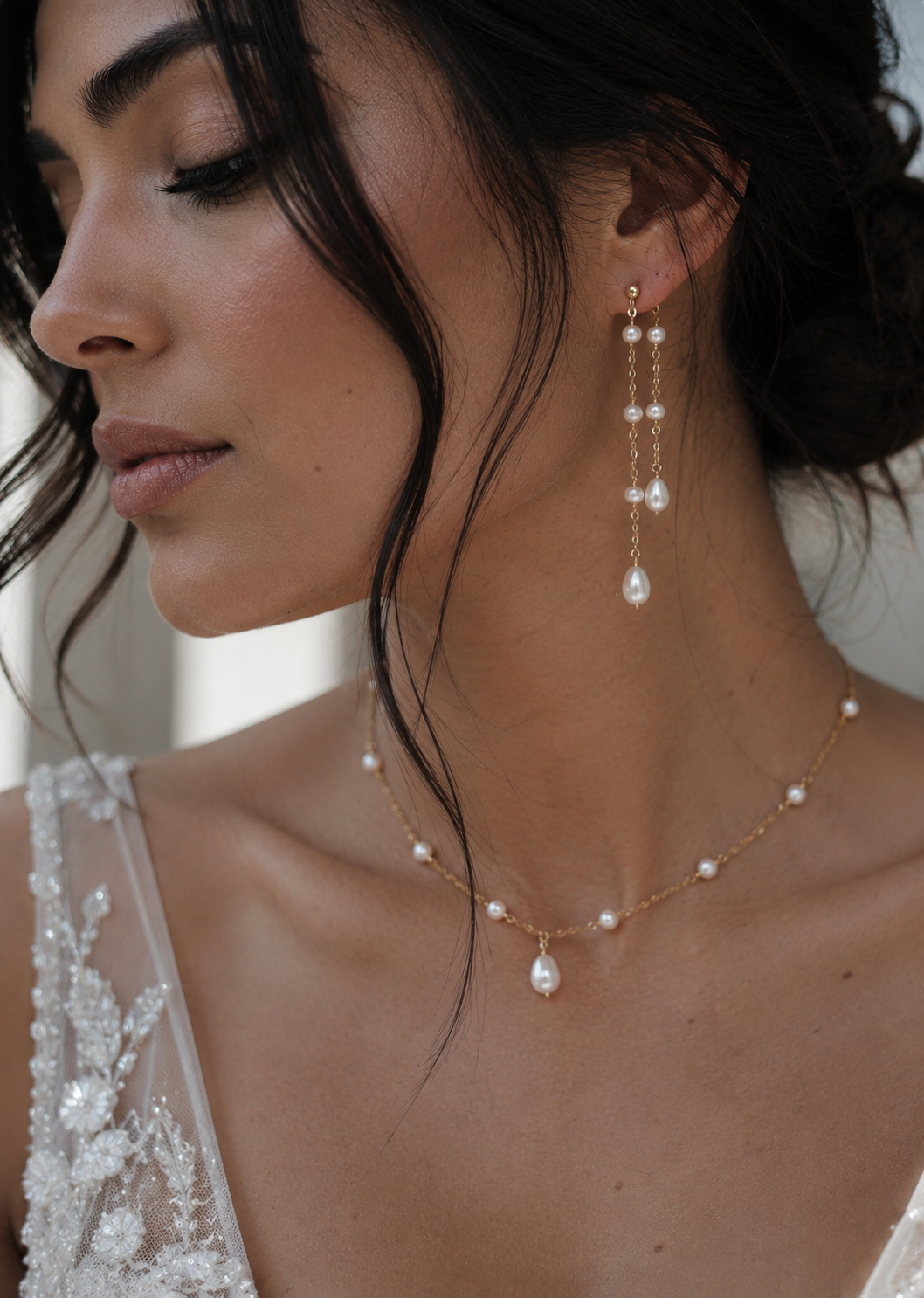 Aria Freshwater Wire Wrapped Pearl Earring & Necklace Pendant Set