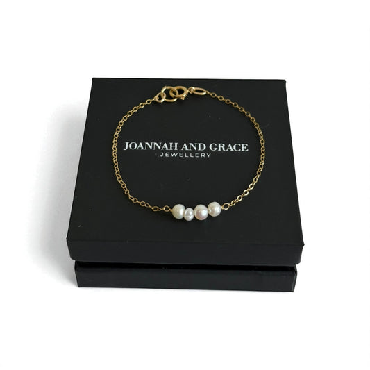 Eleri Pearl Bat Layering Bracelet