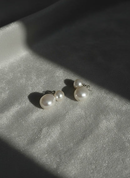 Alba Detachable Pearl Earrings