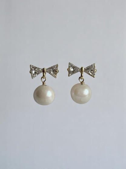 Beatrix Bow Pearl Earrings