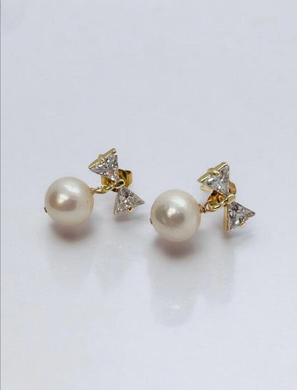 Beatrix Bow Pearl Earrings